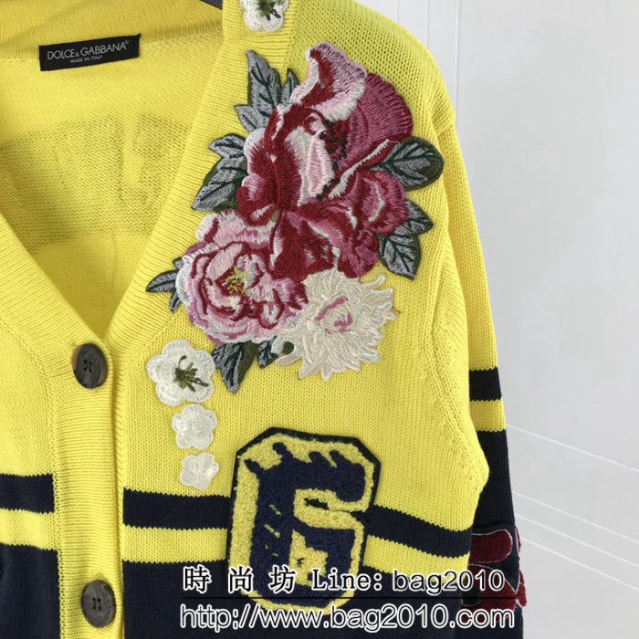 DＧ杜嘉班納 專櫃同步 王俊凱同款 撞色花卉裝飾 寬鬆版針織毛衣 男女同款 ydi1361